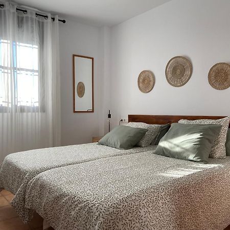 קוניל דה לה פרונטרה Apartamento Con Vistas Al Mar מראה חיצוני תמונה
