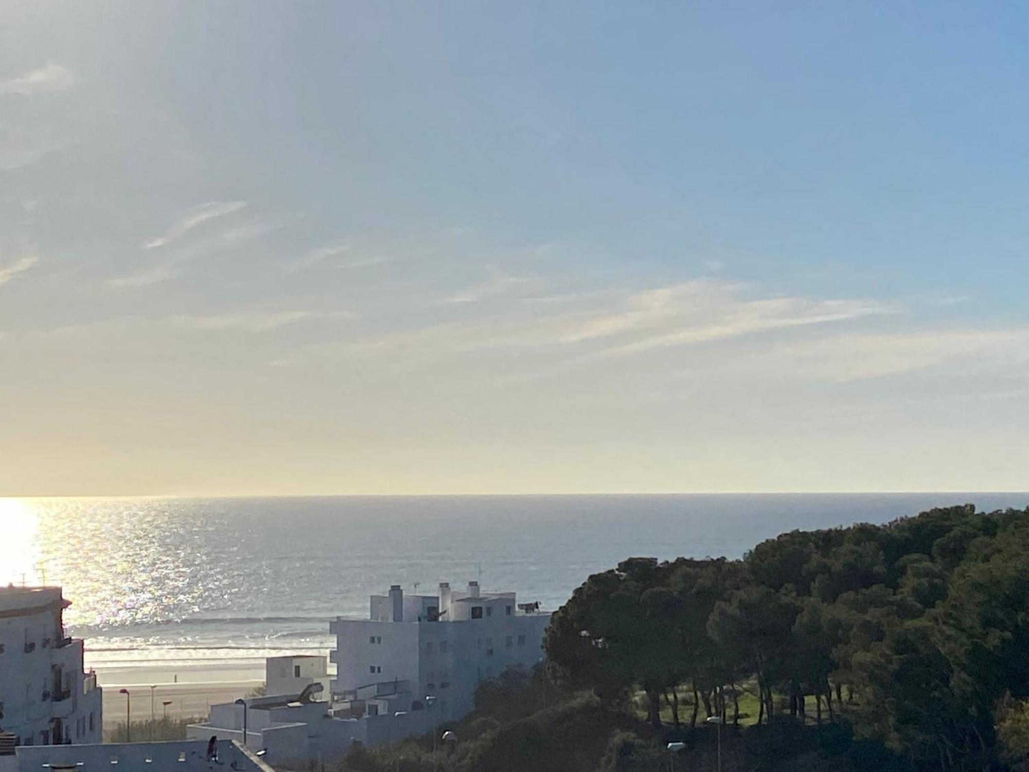קוניל דה לה פרונטרה Apartamento Con Vistas Al Mar מראה חיצוני תמונה